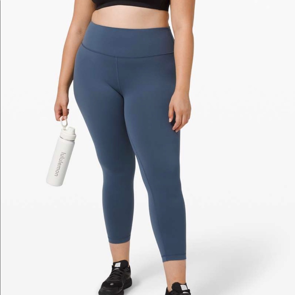 Lululemon Wunder Under High Rise Crop size 6 21” Full On Luxtreme Iron Blue
